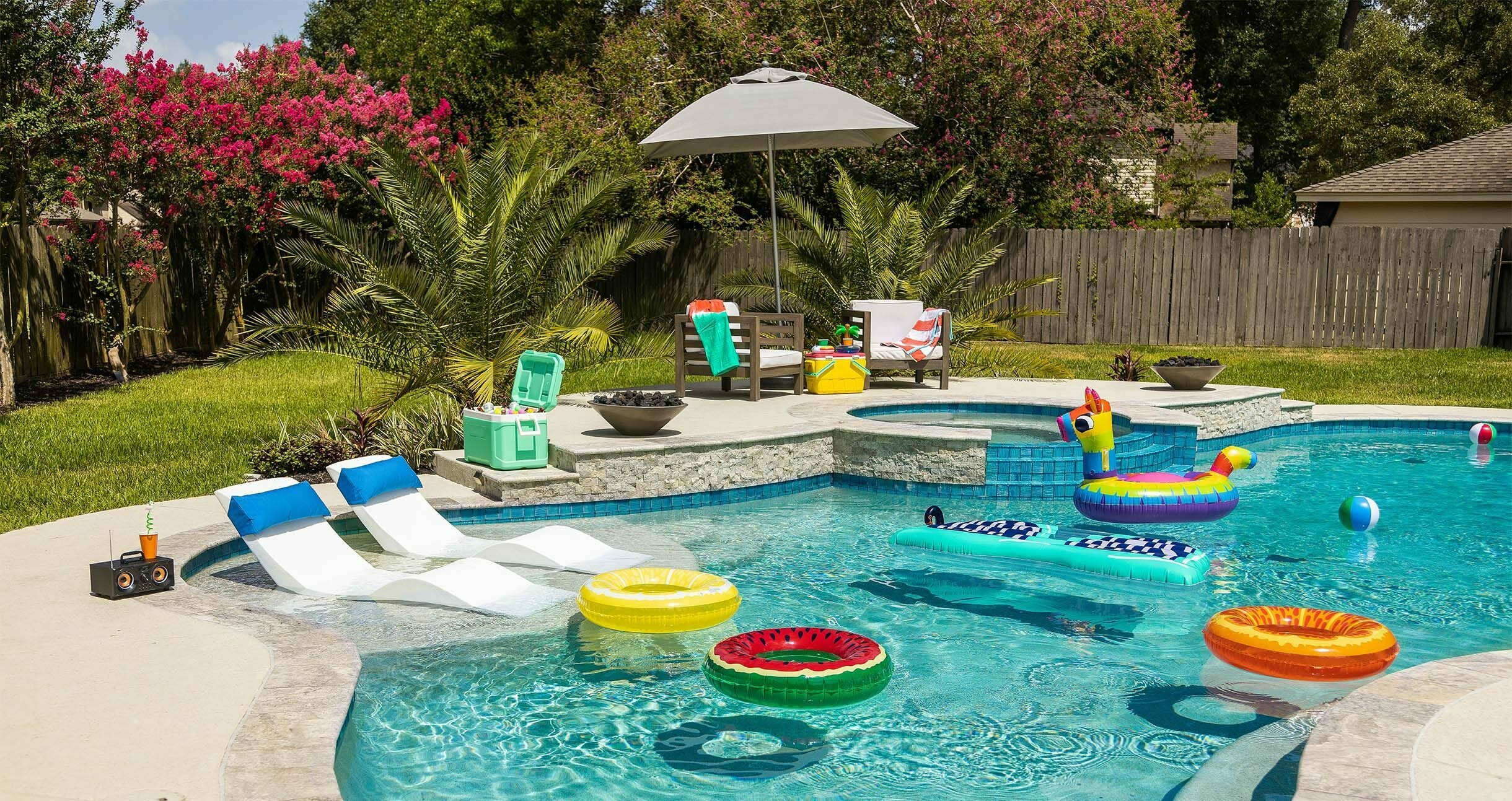 Pool sun shelf deals chairs