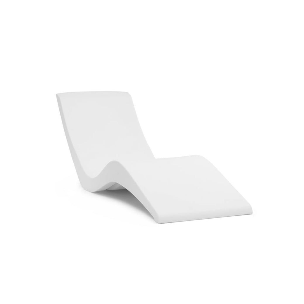 In Pool Chaise Lounger: Durable & Stylish | Aqua Outdoors